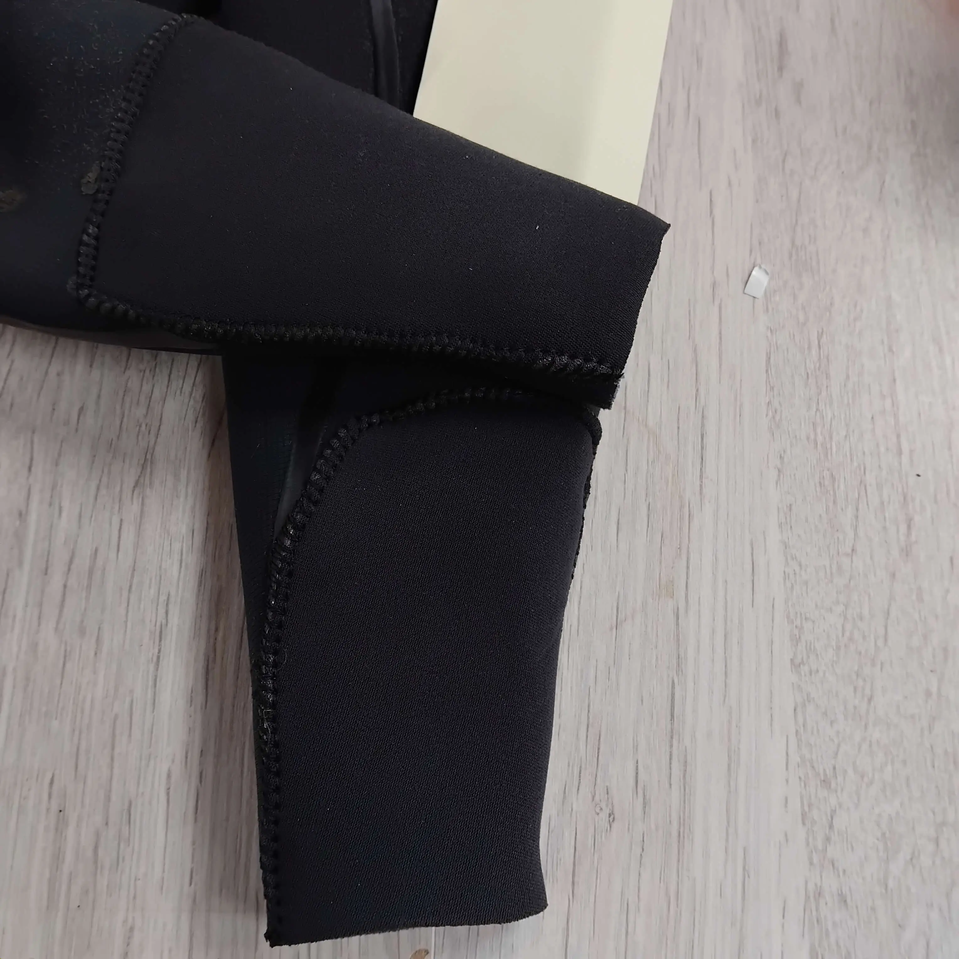 Réparation reparation-combinaison-neoprene-bretagne - Résultat