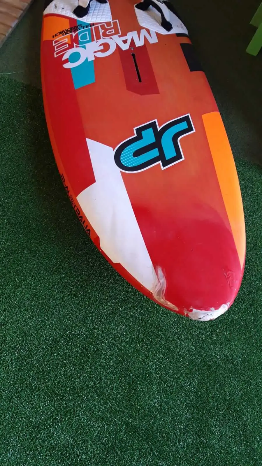 Réparation planche de surf - Avant